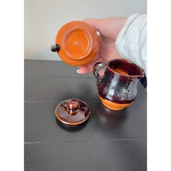 Set of vintage cream and sugar pottery with lid - Picture 9 of 10